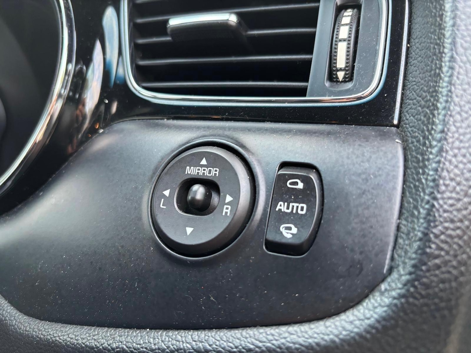 Used Kia Ceed 2015 for sale - 76527807: Photo 34