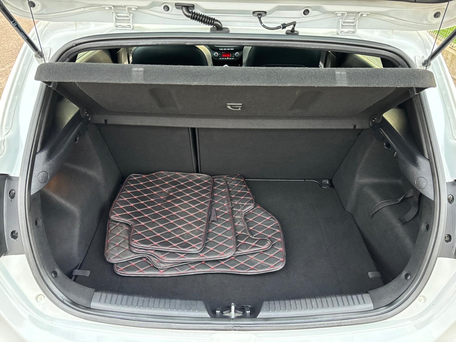 Used Kia Ceed 2015 for sale - 76527807: Photo 42