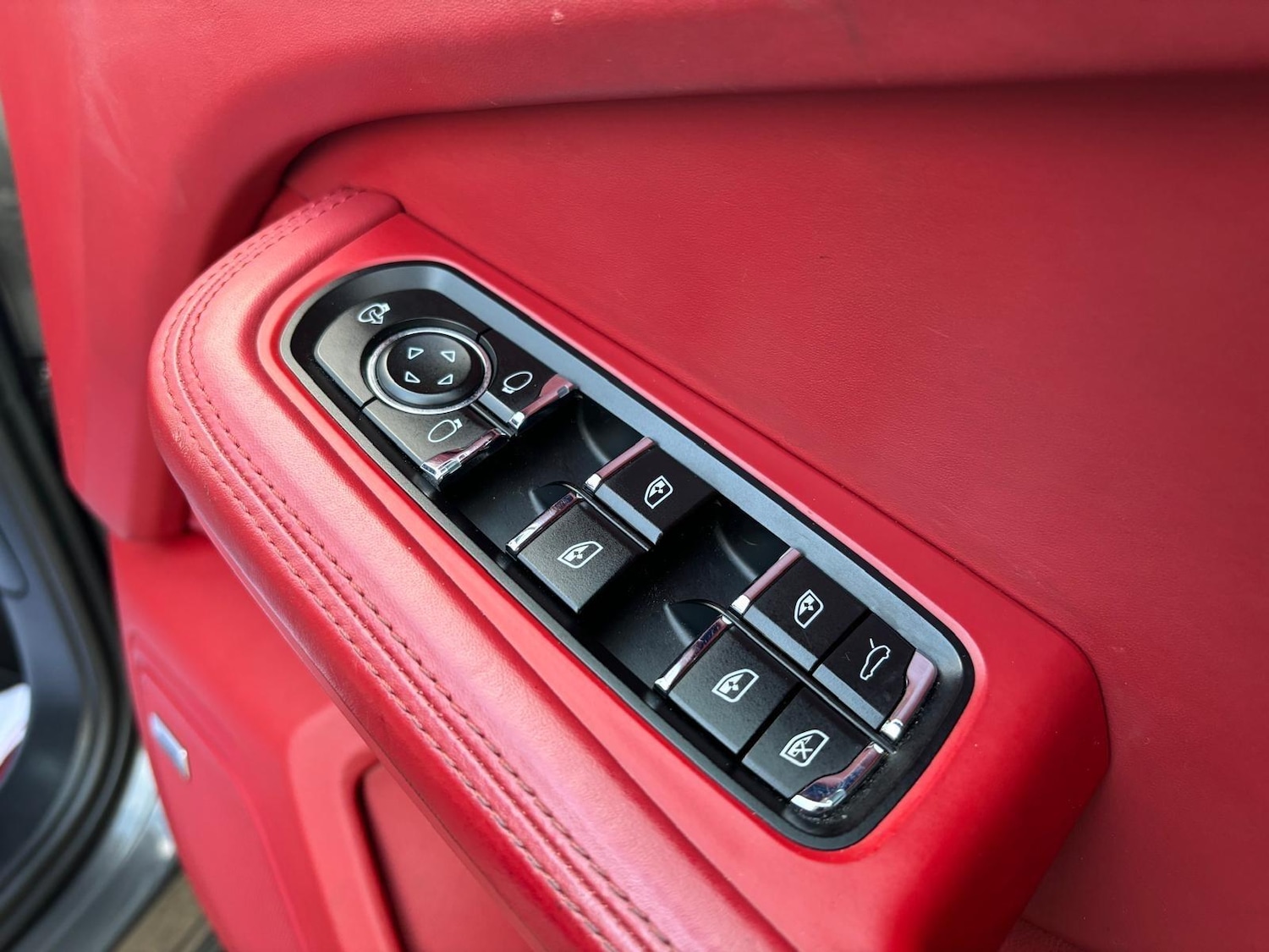 Used Porsche Macan 2015 for sale - 77468687: Photo 18