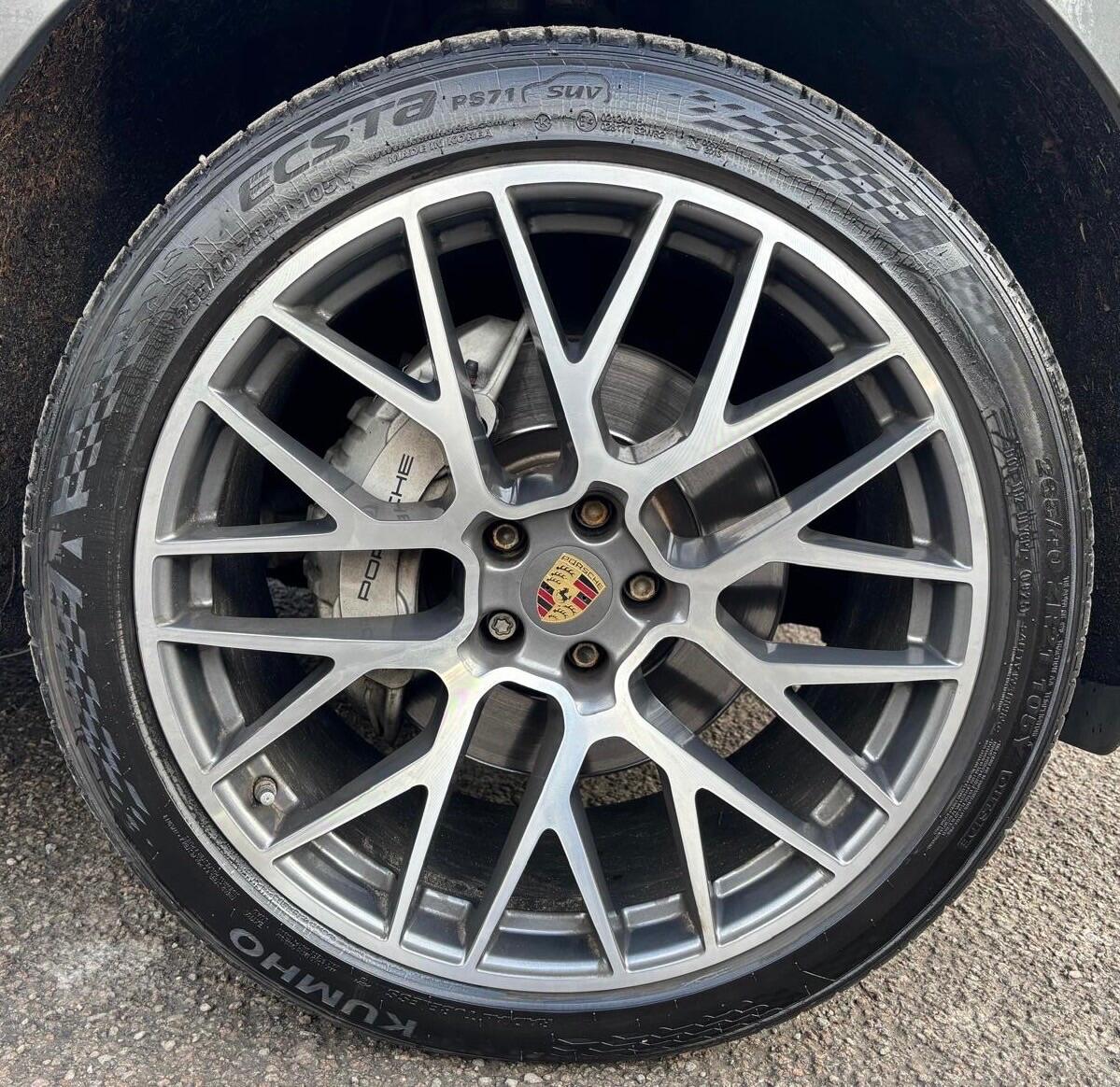 Used Porsche Macan 2015 for sale - 77468687: Photo 40