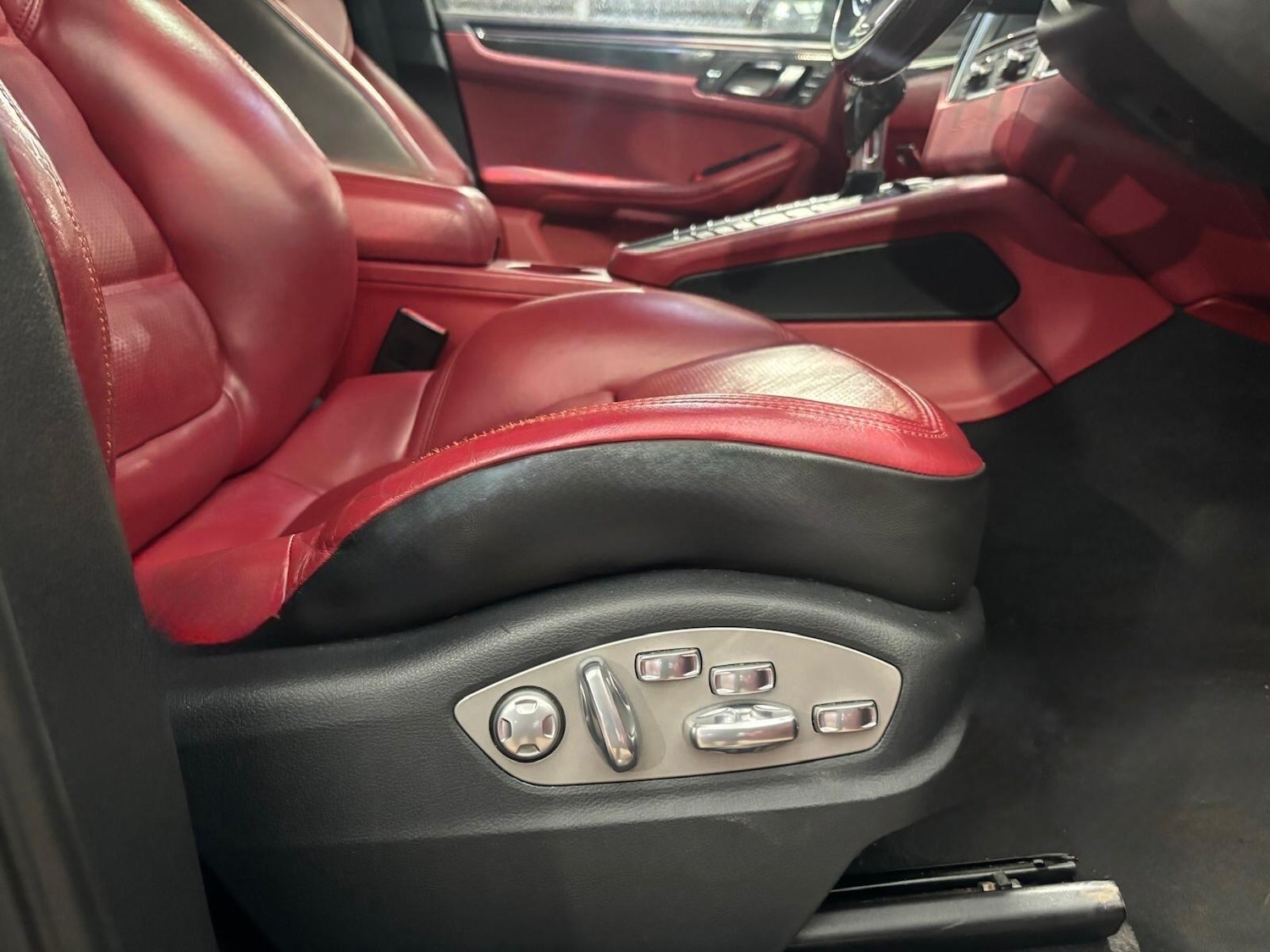 Used Porsche Macan 2015 for sale - 77468687: Photo 8