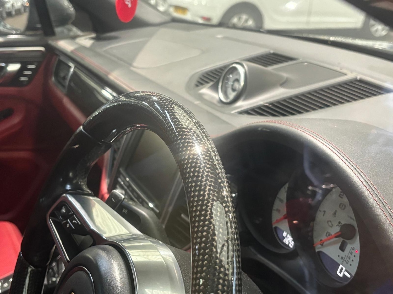 Used Porsche Macan 2015 for sale - 77468687: Photo 9