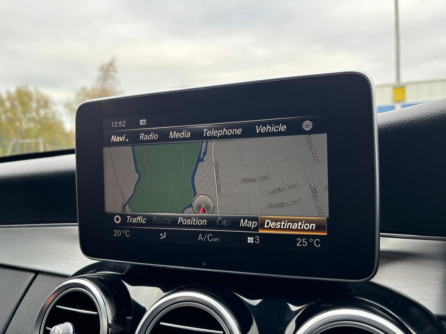 Used Mercedes-Benz C Class 2017 for sale - 76786900: Photo 11