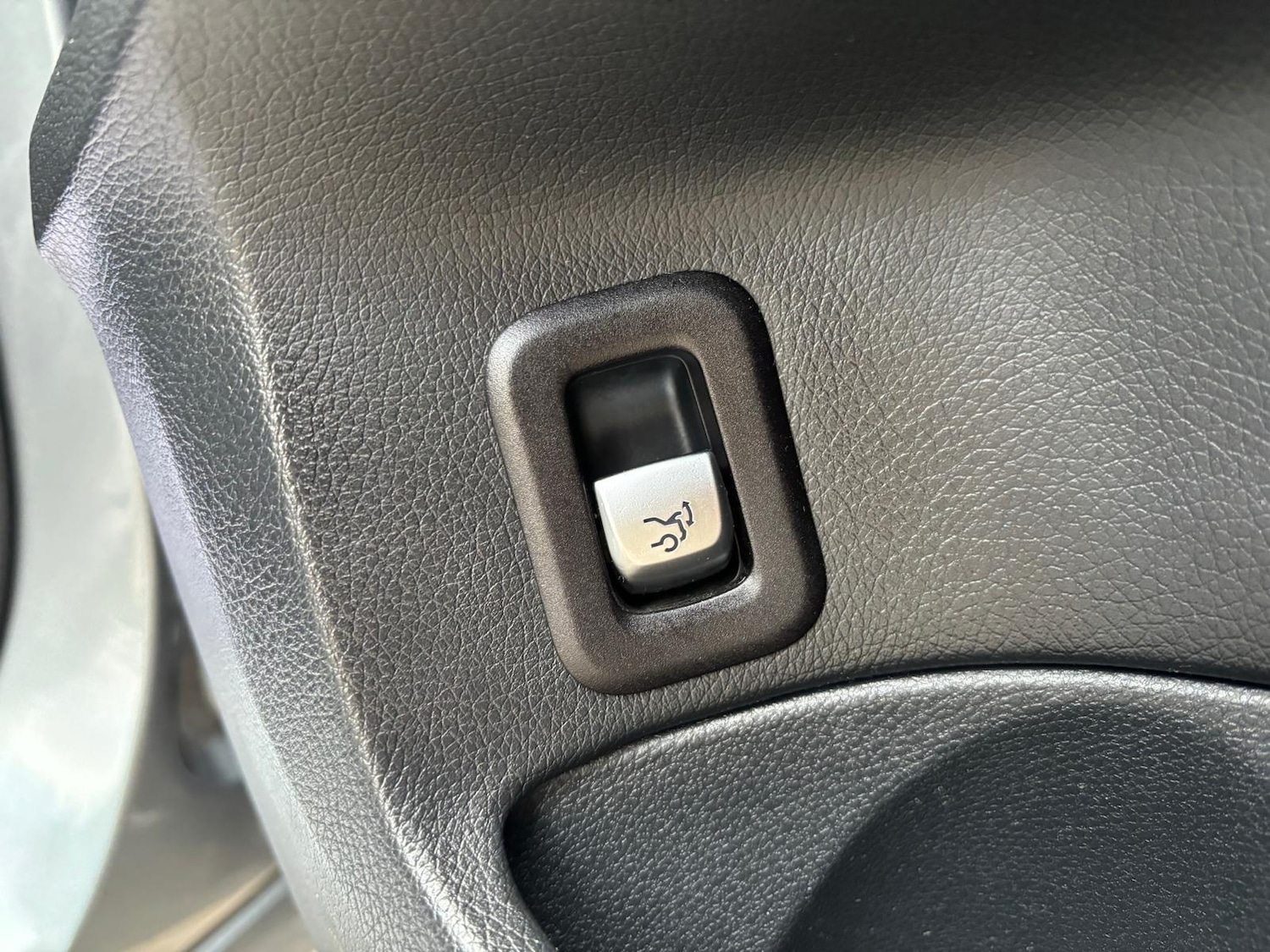 Used Mercedes-Benz C Class 2017 for sale - 76786900: Photo 30