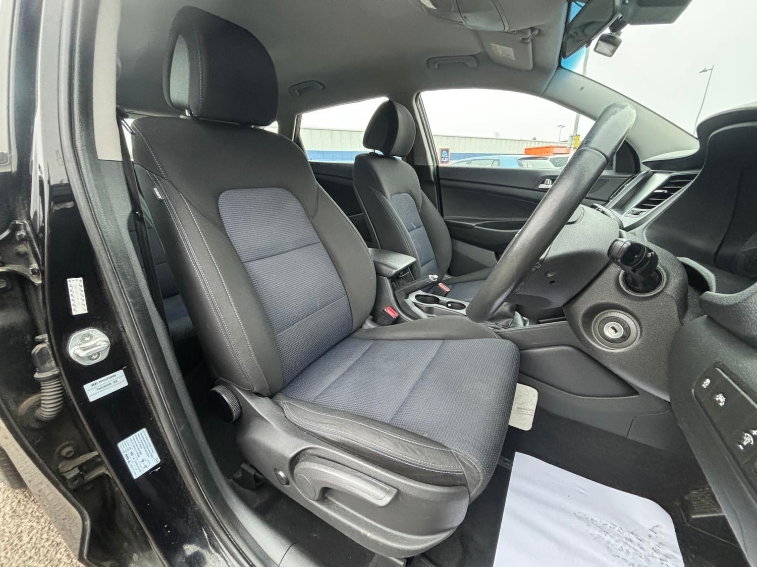 Used Hyundai TUCSON 2017 for sale - 77066418: Photo 6