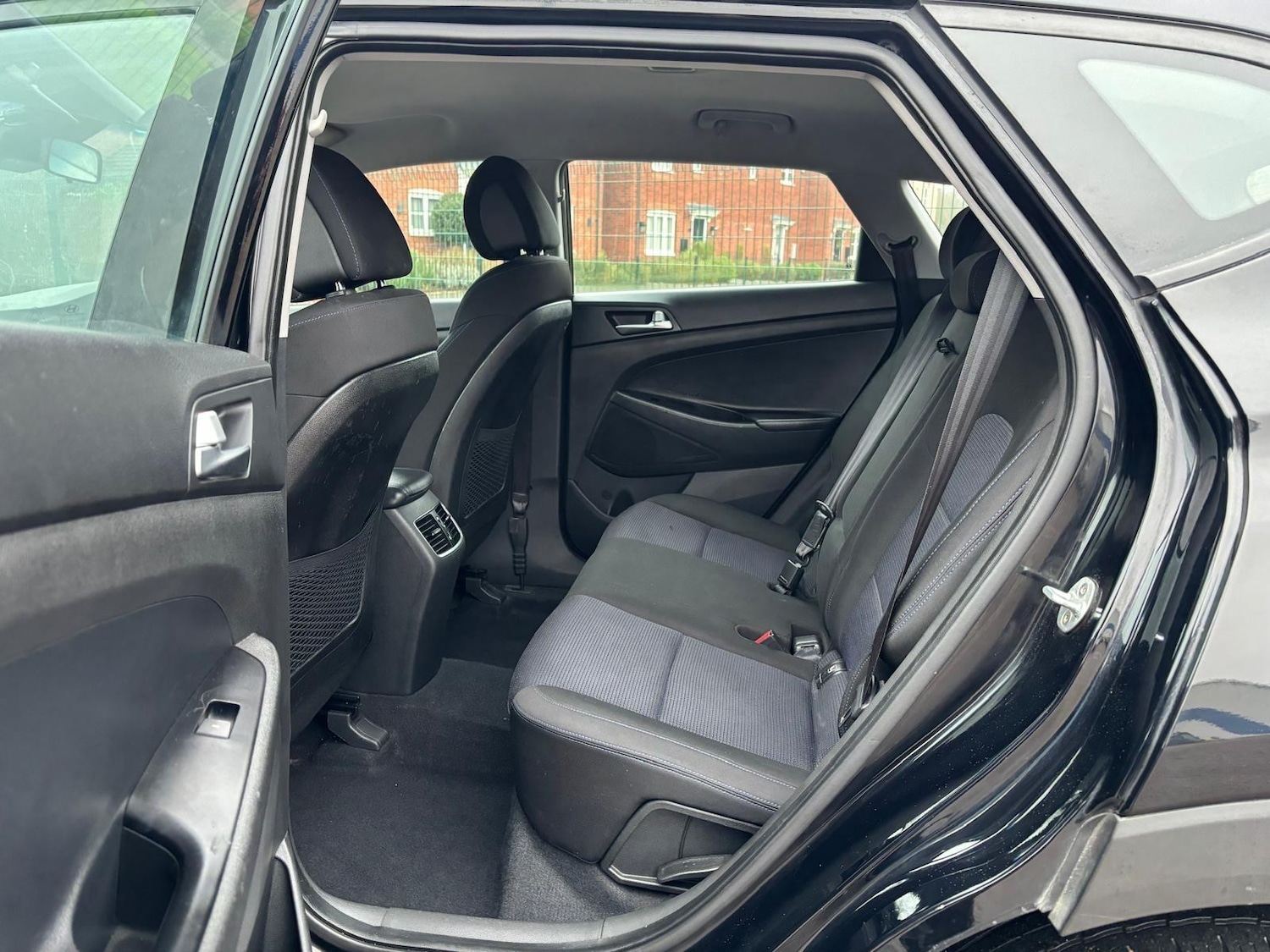 Used Hyundai TUCSON 2017 for sale - 77066418: Photo 8