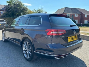 Used Volkswagen Passat 2016 for sale - 79181400: Photo