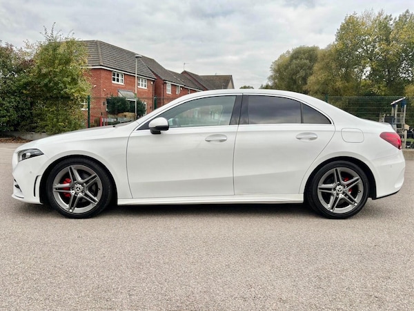 Used Mercedes-Benz A-Class 2019 for sale - 76307042: Photo 2