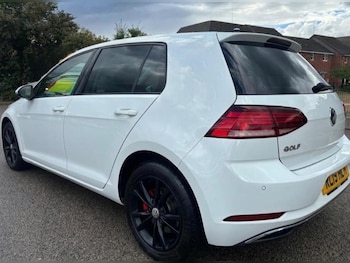 Used Volkswagen Golf 2019 for sale - 78612723: Photo