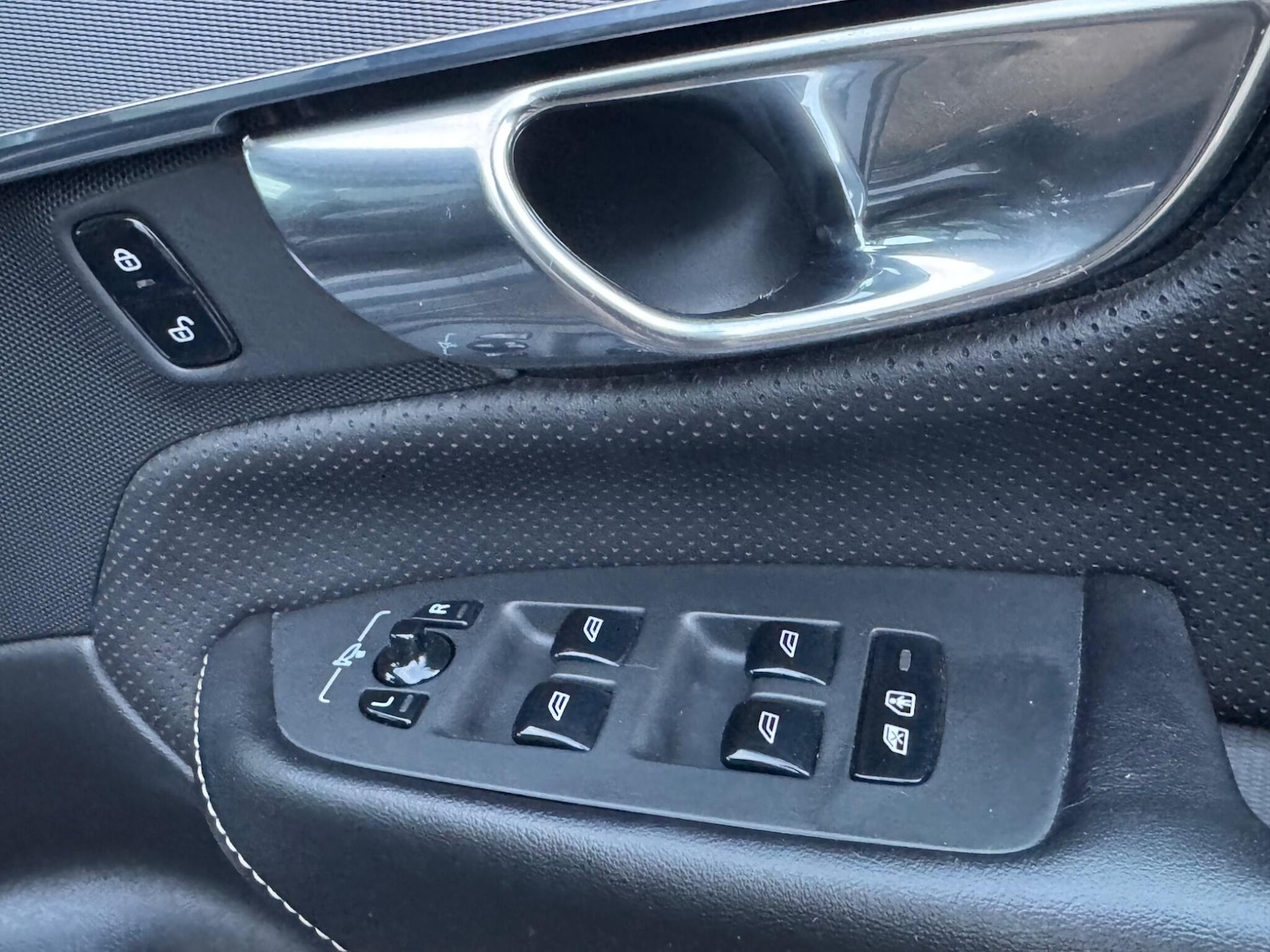 Used Volvo XC90 2015 for sale - 77538215: Photo 14