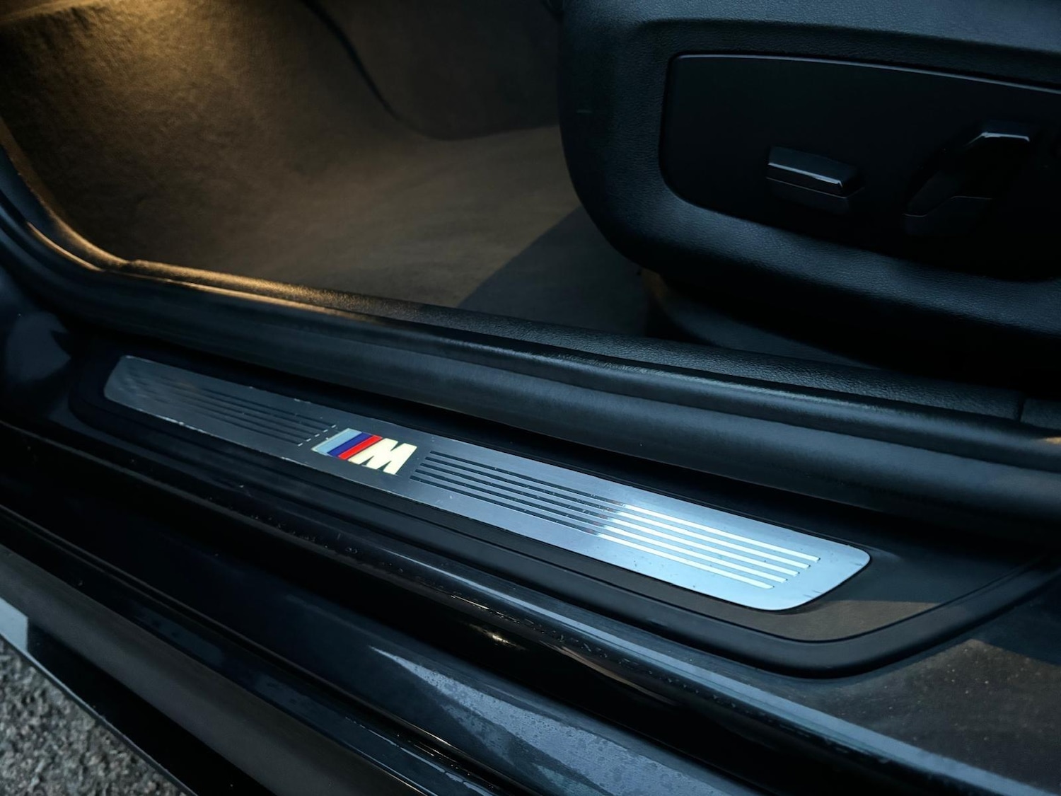 Used BMW 5 Series 2017 for sale - 77166890: Photo 10