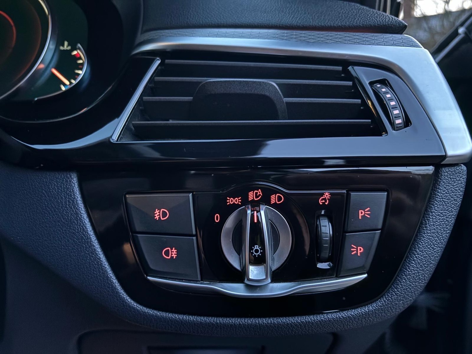 Used BMW 5 Series 2017 for sale - 77166890: Photo 15