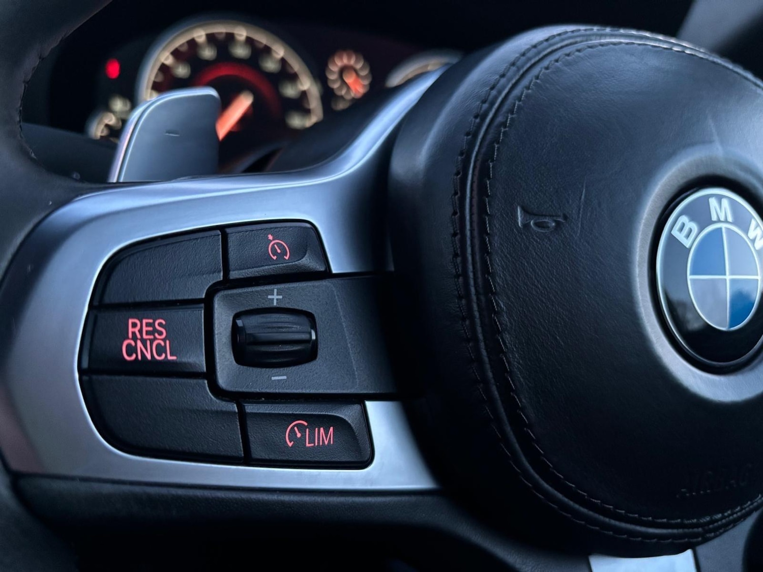 Used BMW 5 Series 2017 for sale - 77166890: Photo 21