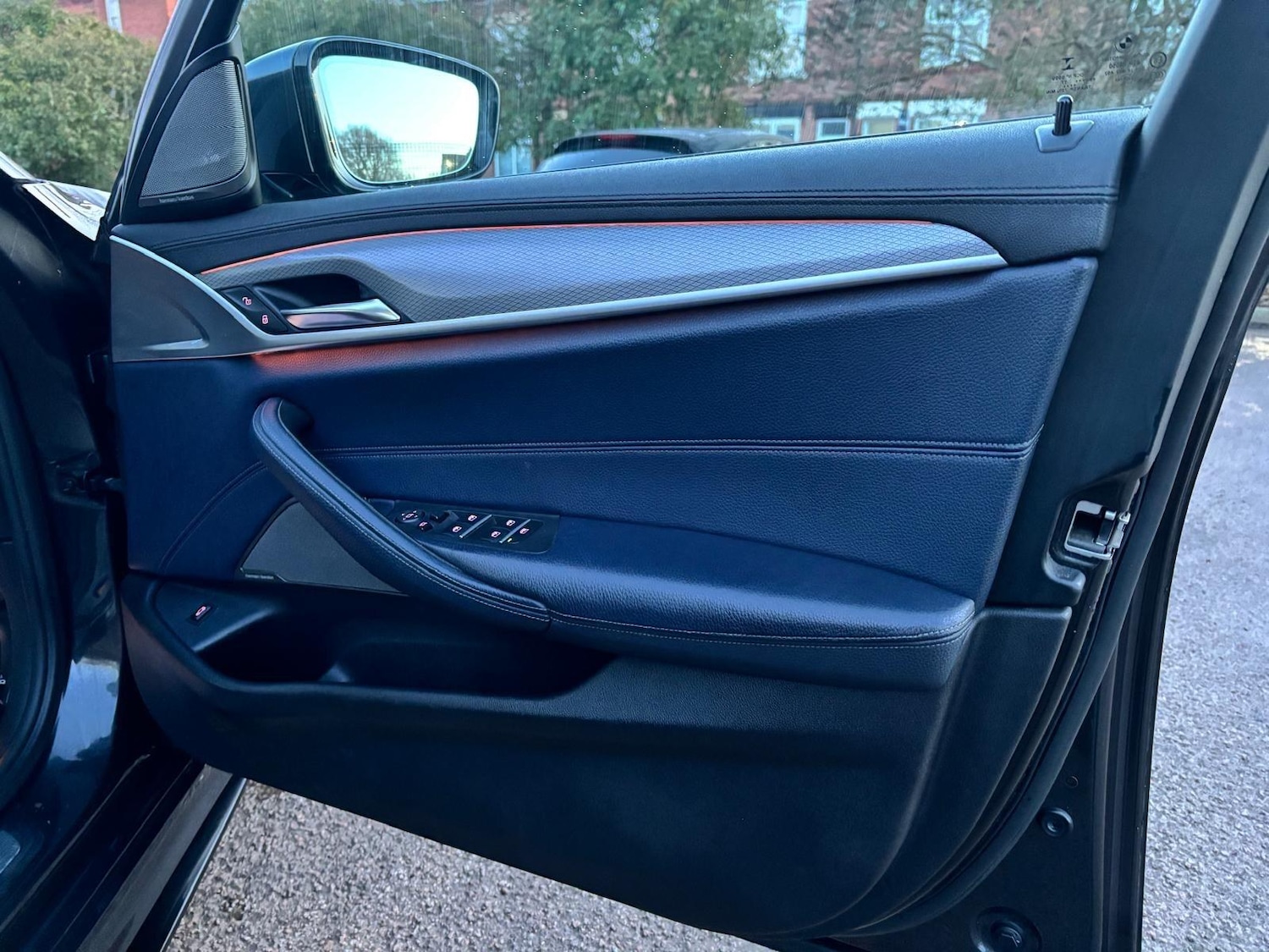 Used BMW 5 Series 2017 for sale - 77166890: Photo 31