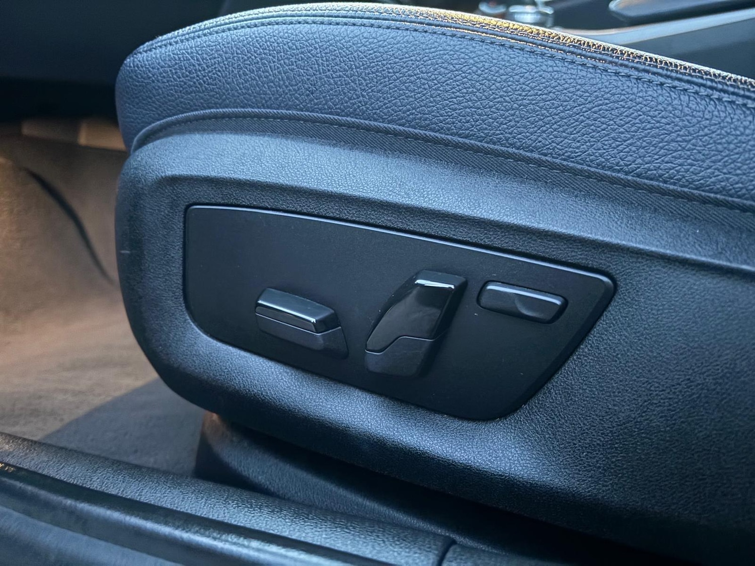 Used BMW 5 Series 2017 for sale - 77166890: Photo 9