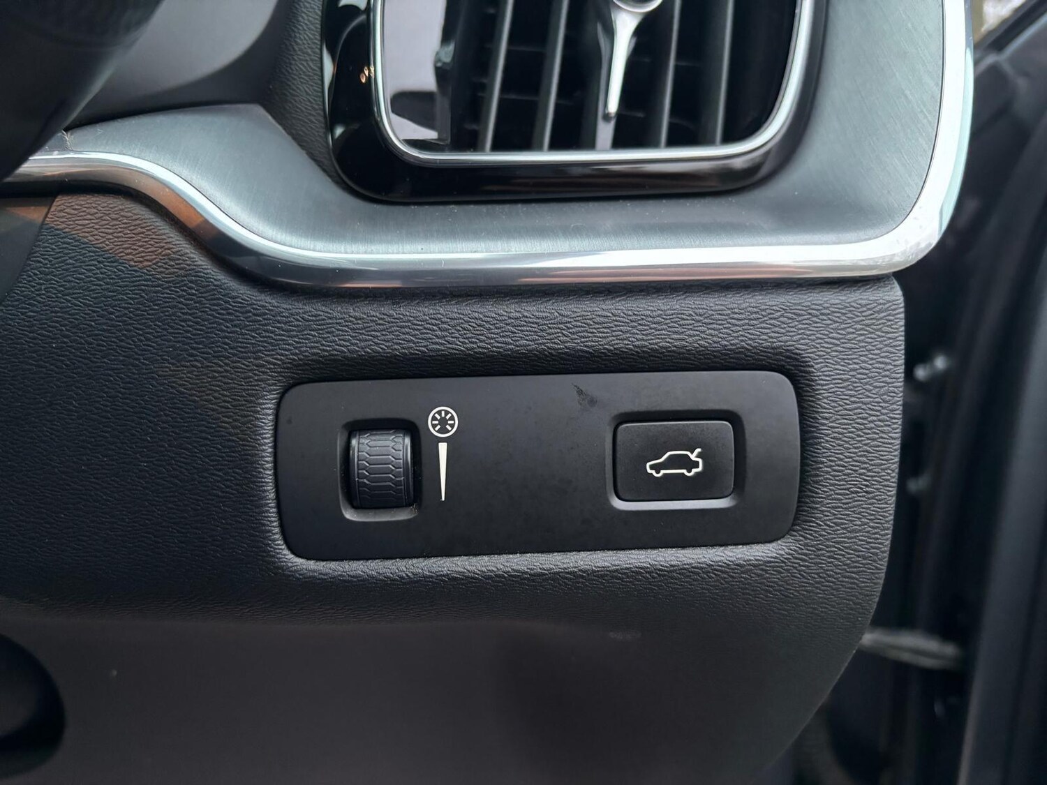 Used Volvo XC60 for sale - 77705325: Photo 14