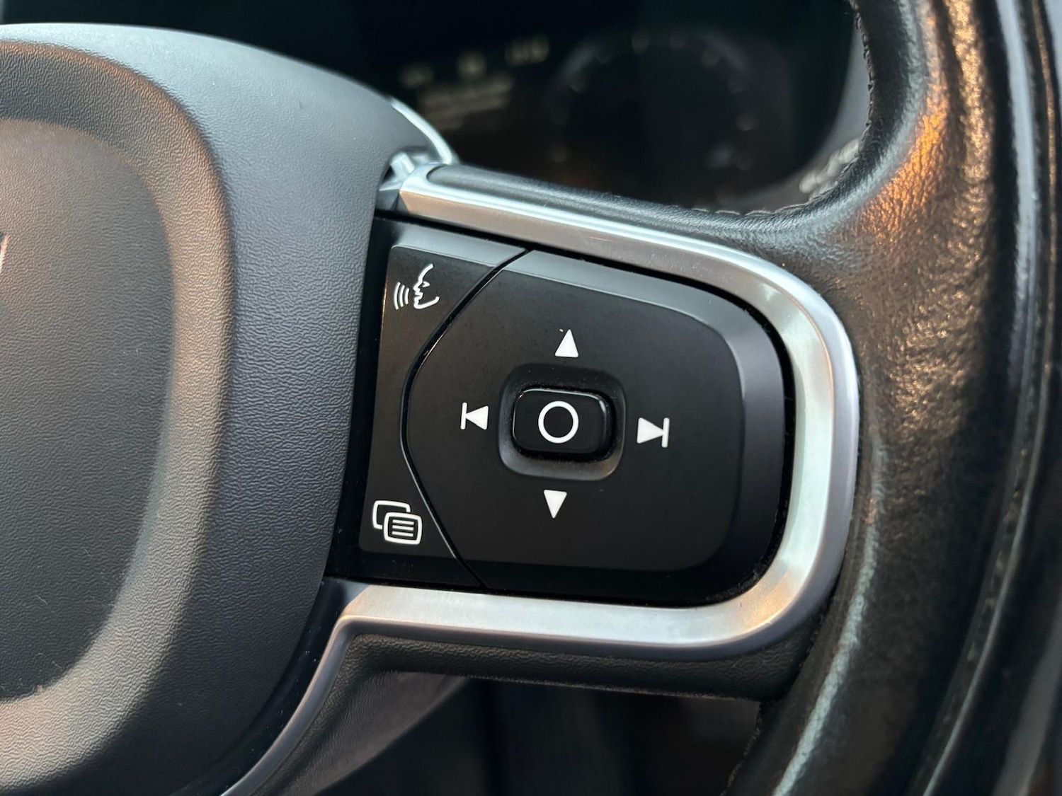 Used Volvo XC60 for sale - 77705325: Photo 9