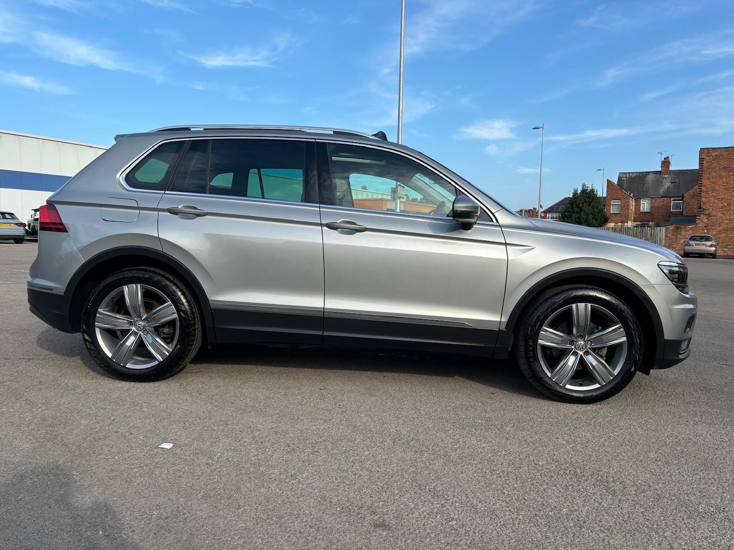 Used Volkswagen Tiguan for sale - 76997726: Photo 28