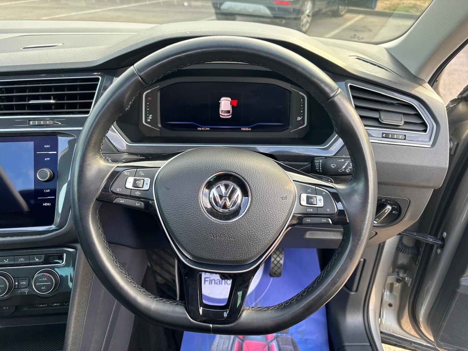 Used Volkswagen Tiguan for sale - 76997726: Photo 4