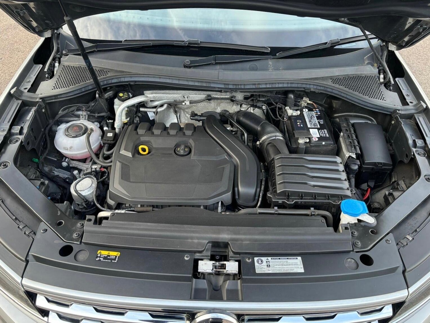 Used Volkswagen Tiguan 2020 for sale - 76997726: Photo 63