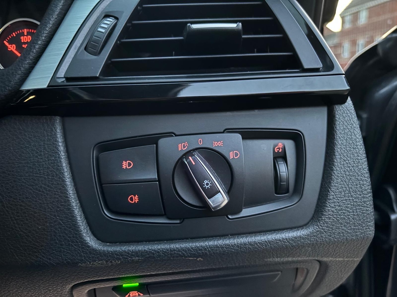 Used BMW 3 Series 2015 for sale - 76527980: Photo 18