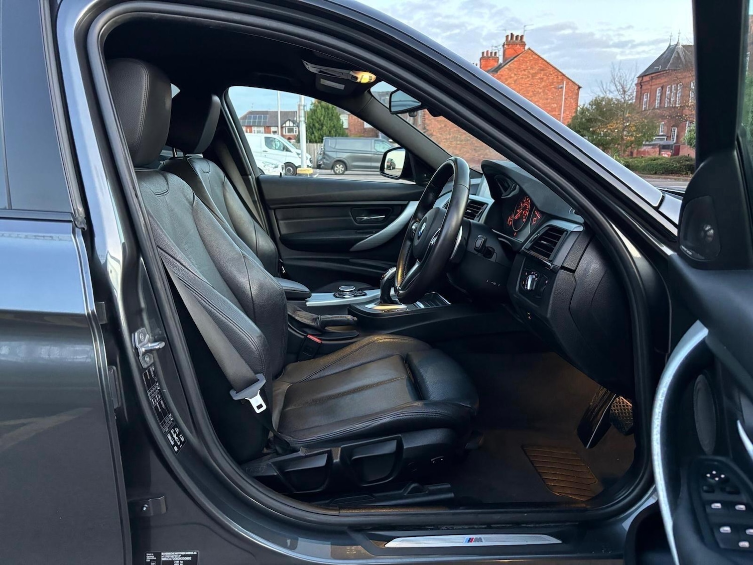 Used BMW 3 Series 2015 for sale - 76527980: Photo 6