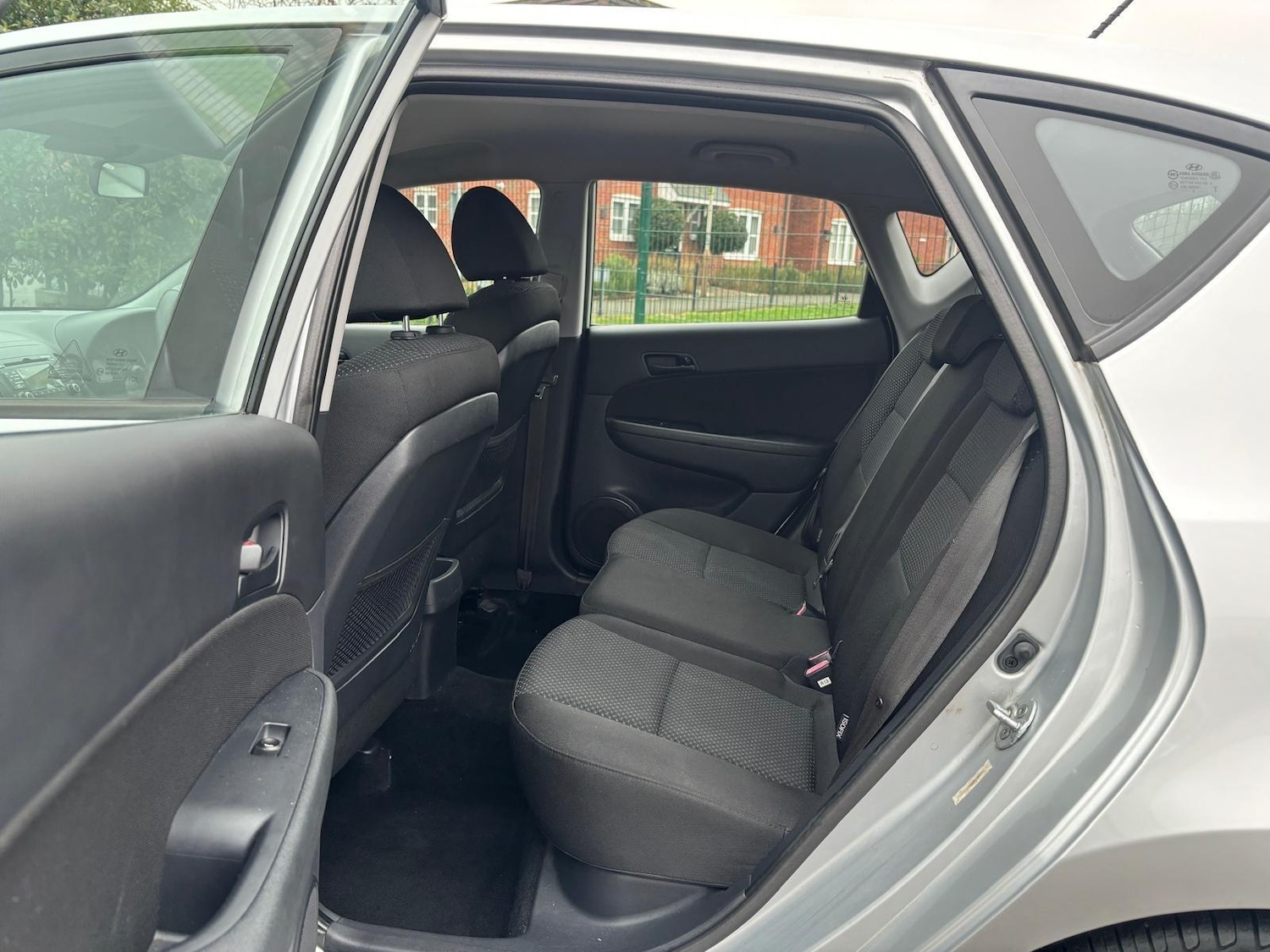 Used Hyundai i30 2010 for sale - 77066439: Photo 11