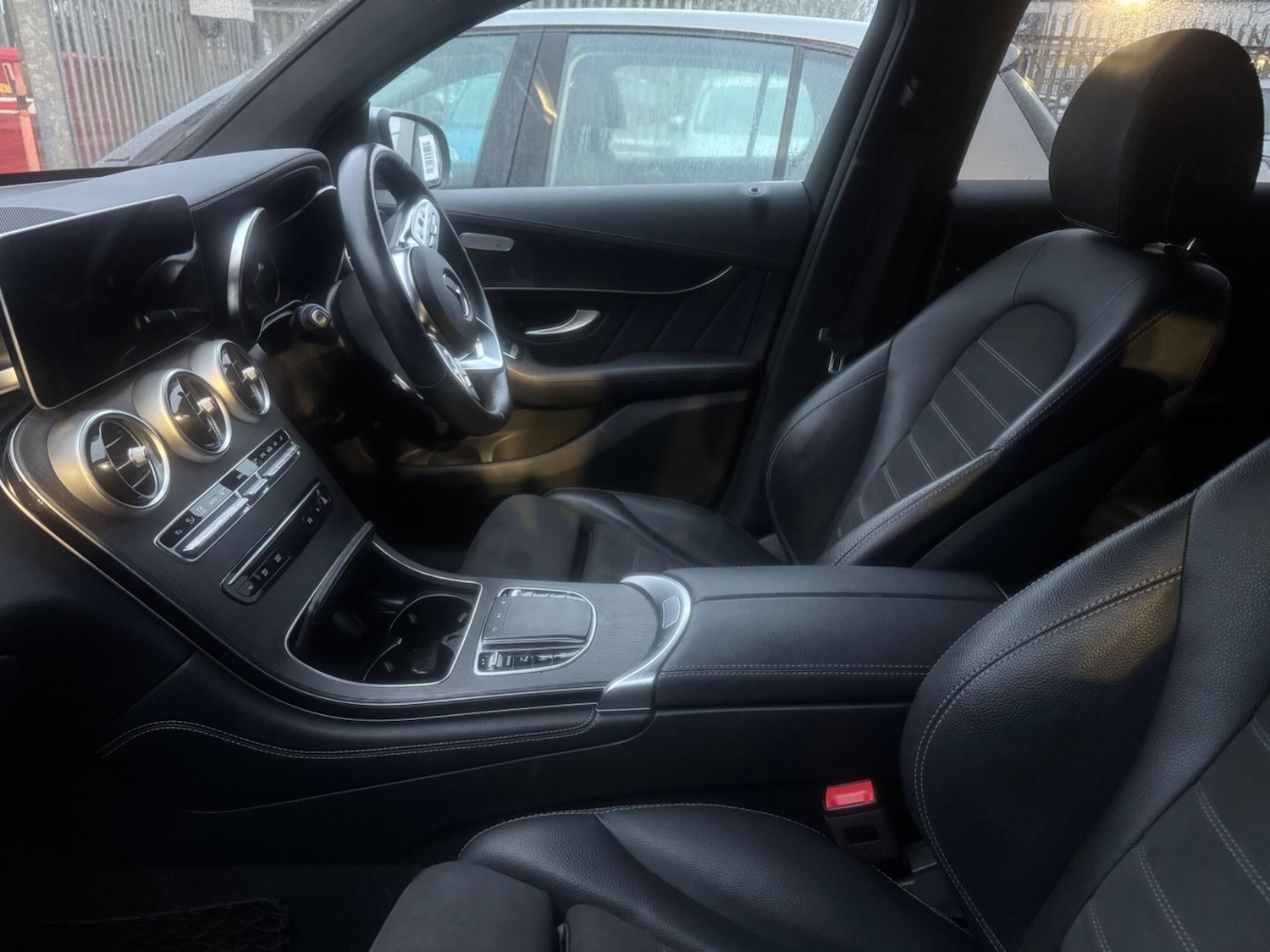 Used Mercedes-Benz GLC 2020 for sale - 77468498: Photo 9