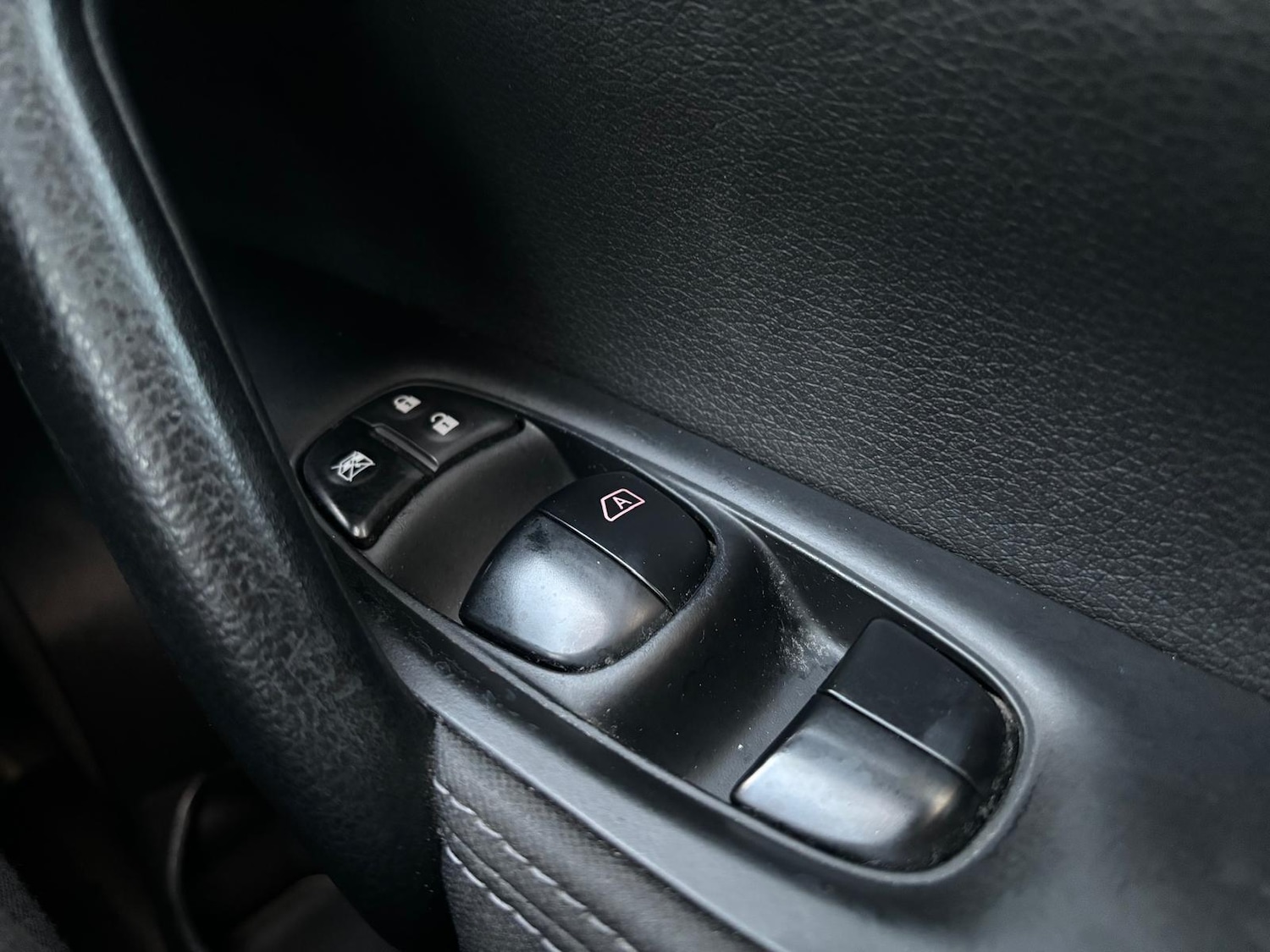 Used Nissan Qashqai 2014 for sale - 76432460: Photo 26