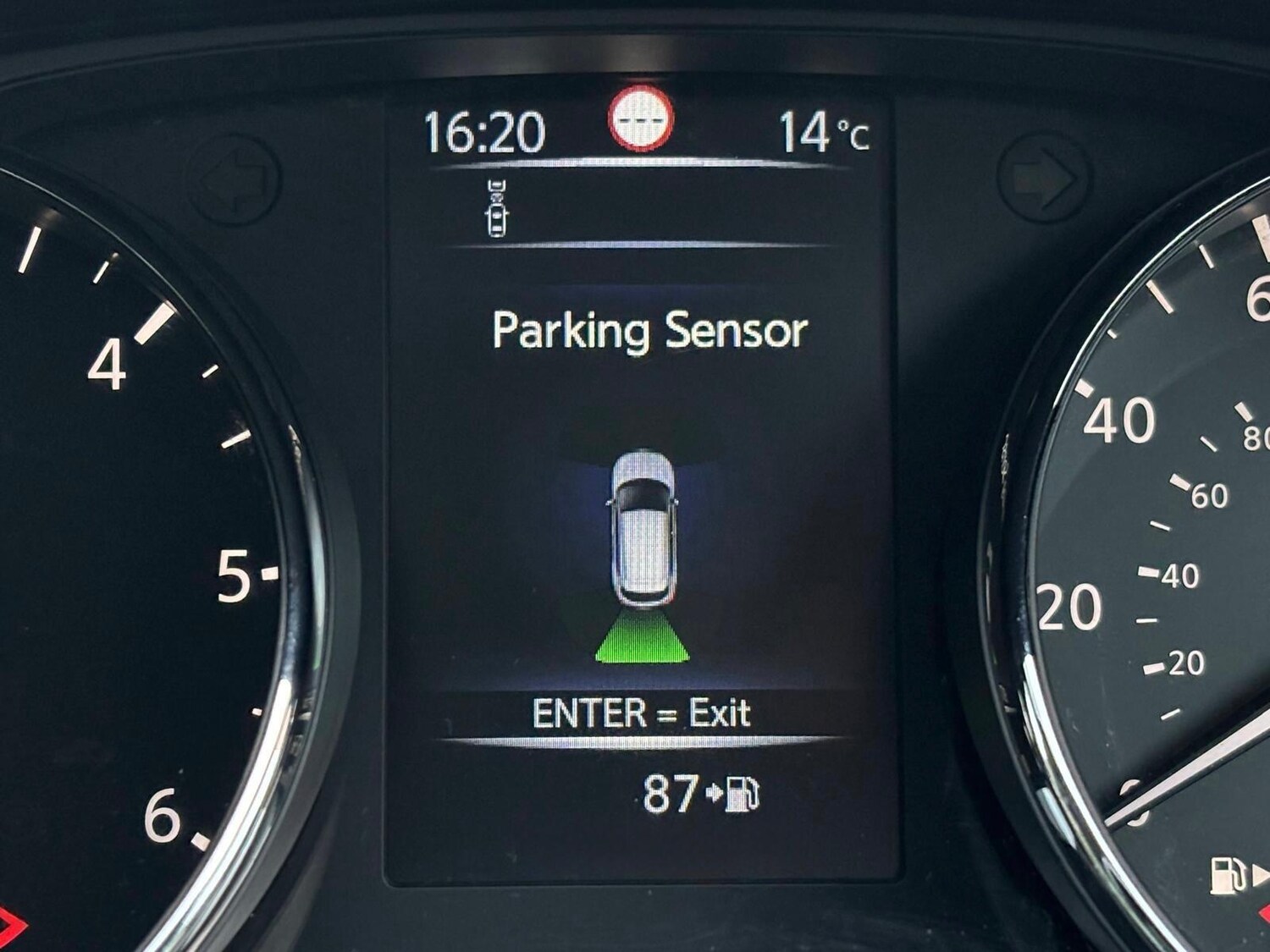 Used Nissan Qashqai 2014 for sale - 76432460: Photo 28