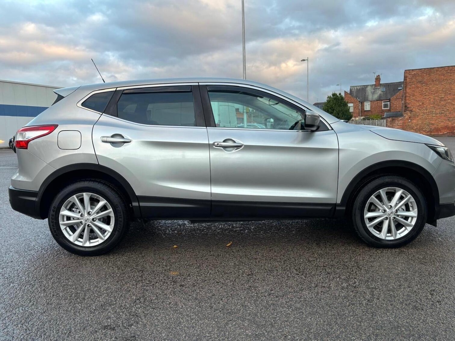 Used Nissan Qashqai 2014 for sale - 76432460: Photo 30
