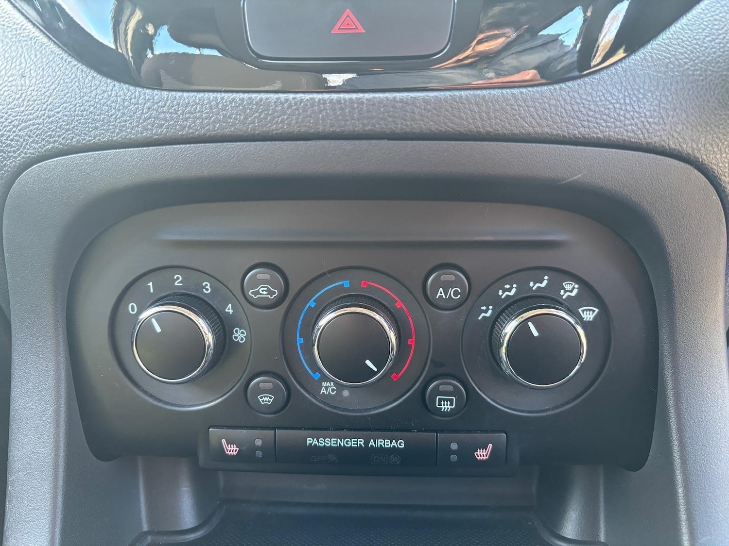 Used Ford Ka+ 2018 for sale - 76659418: Photo 24