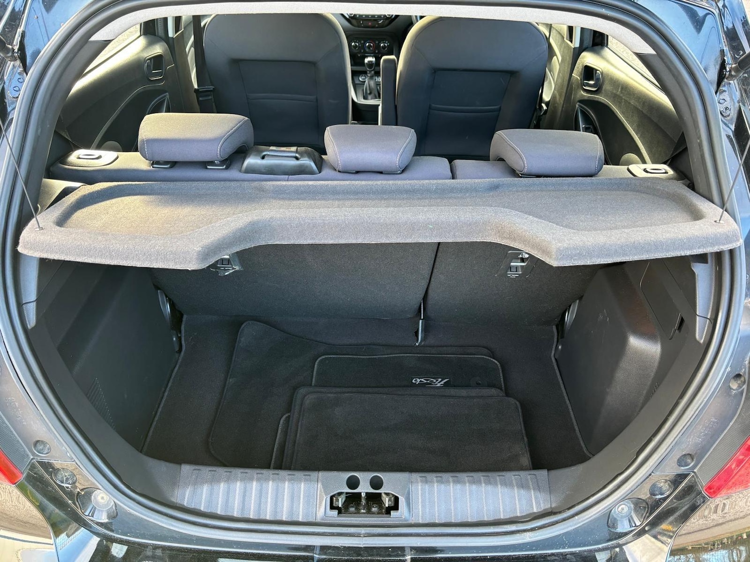 Used Ford Ka+ 2018 for sale - 76659418: Photo 32