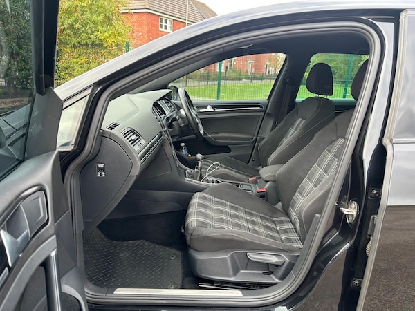 Used Volkswagen Golf for sale - 76307719: Photo 9