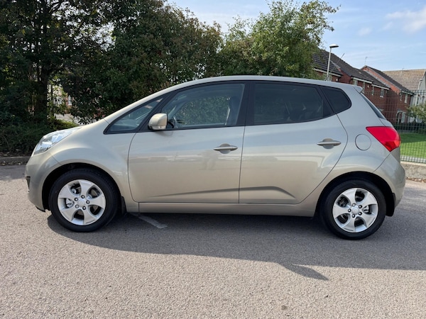 Used Kia Venga 2014 for sale - 75268941: Photo 2