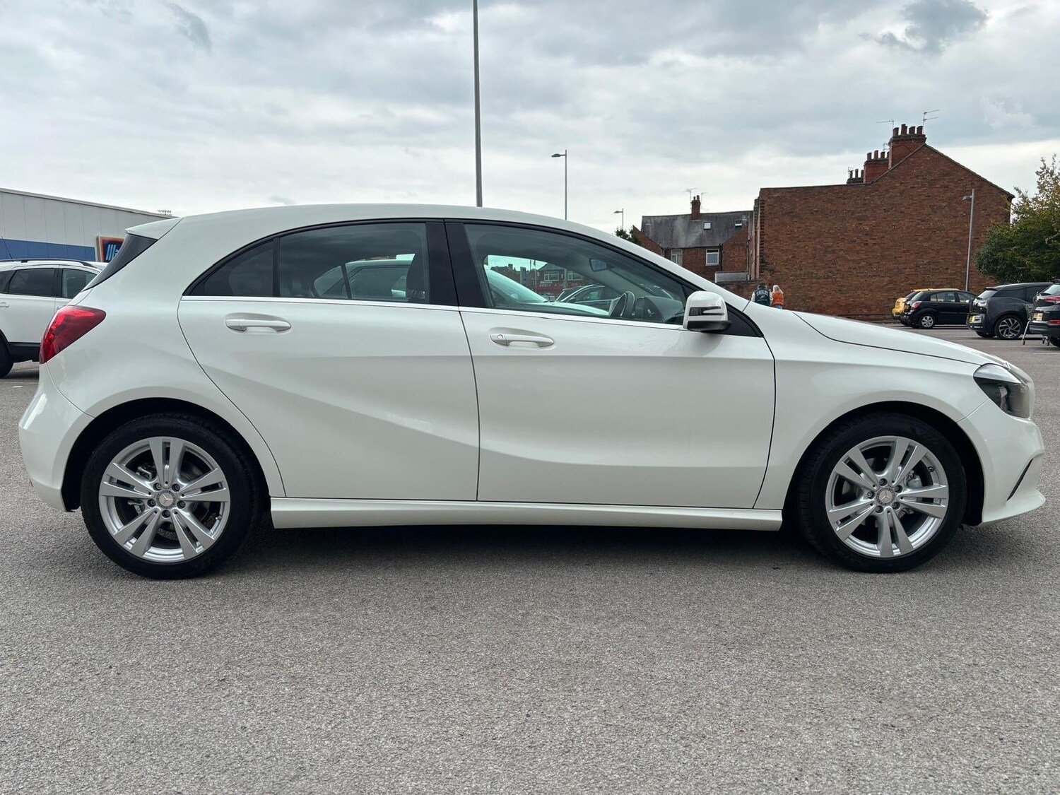 Used Mercedes-Benz A-Class 2015 for sale - 76122546: Photo 27
