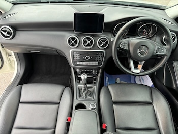 Used Mercedes-Benz A-Class 2015 for sale - 76122546: Photo 4