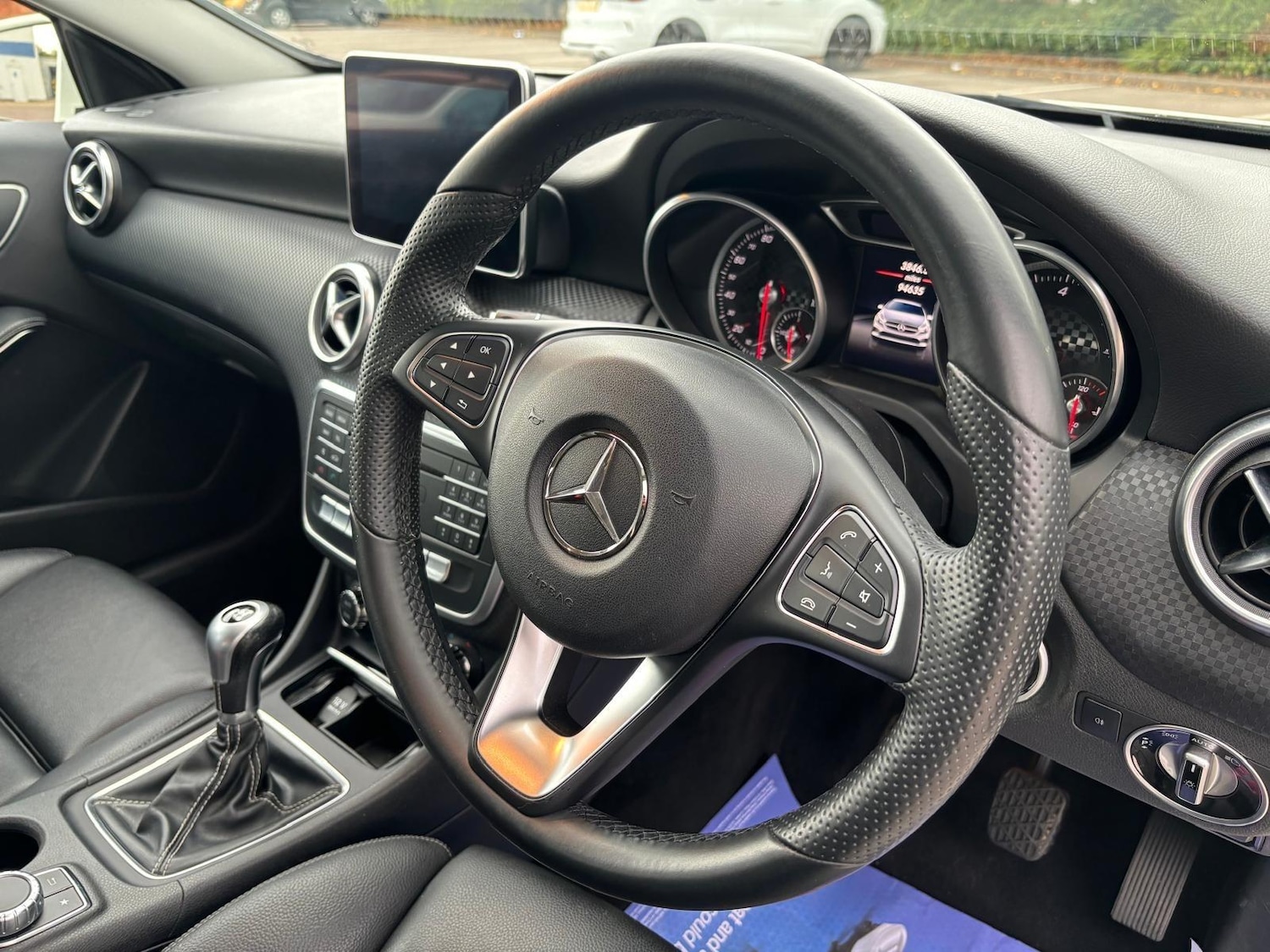 Used Mercedes-Benz A-Class 2015 for sale - 76122546: Photo 6