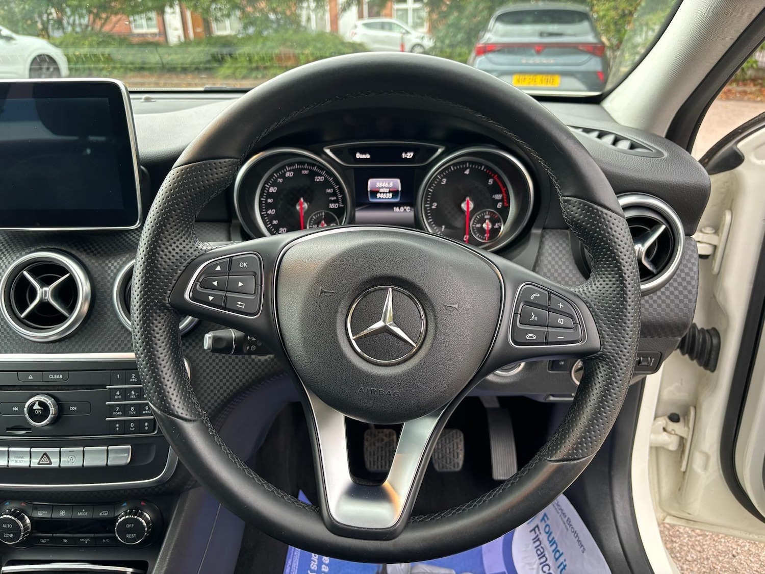 Used Mercedes-Benz A-Class 2015 for sale - 76122546: Photo 9