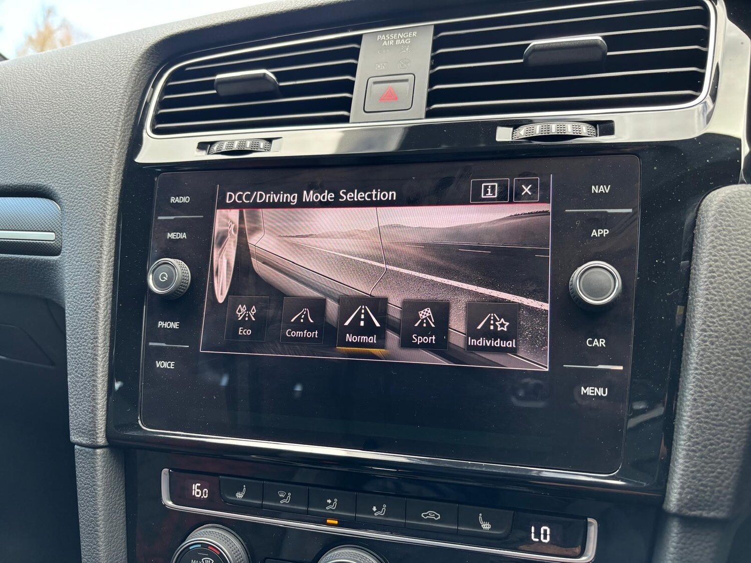 Used Volkswagen Golf for sale - 77883396: Photo 43