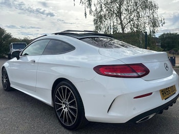 Used Mercedes-Benz C Class 2016 for sale - 79484885: Photo