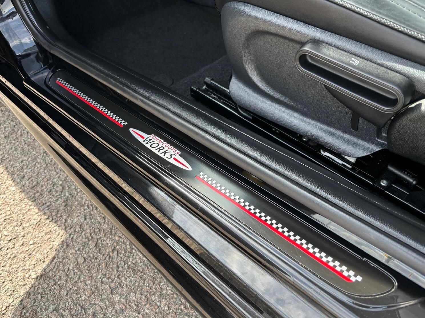 Used MINI Hatch 2018 for sale - 76989076: Photo 19