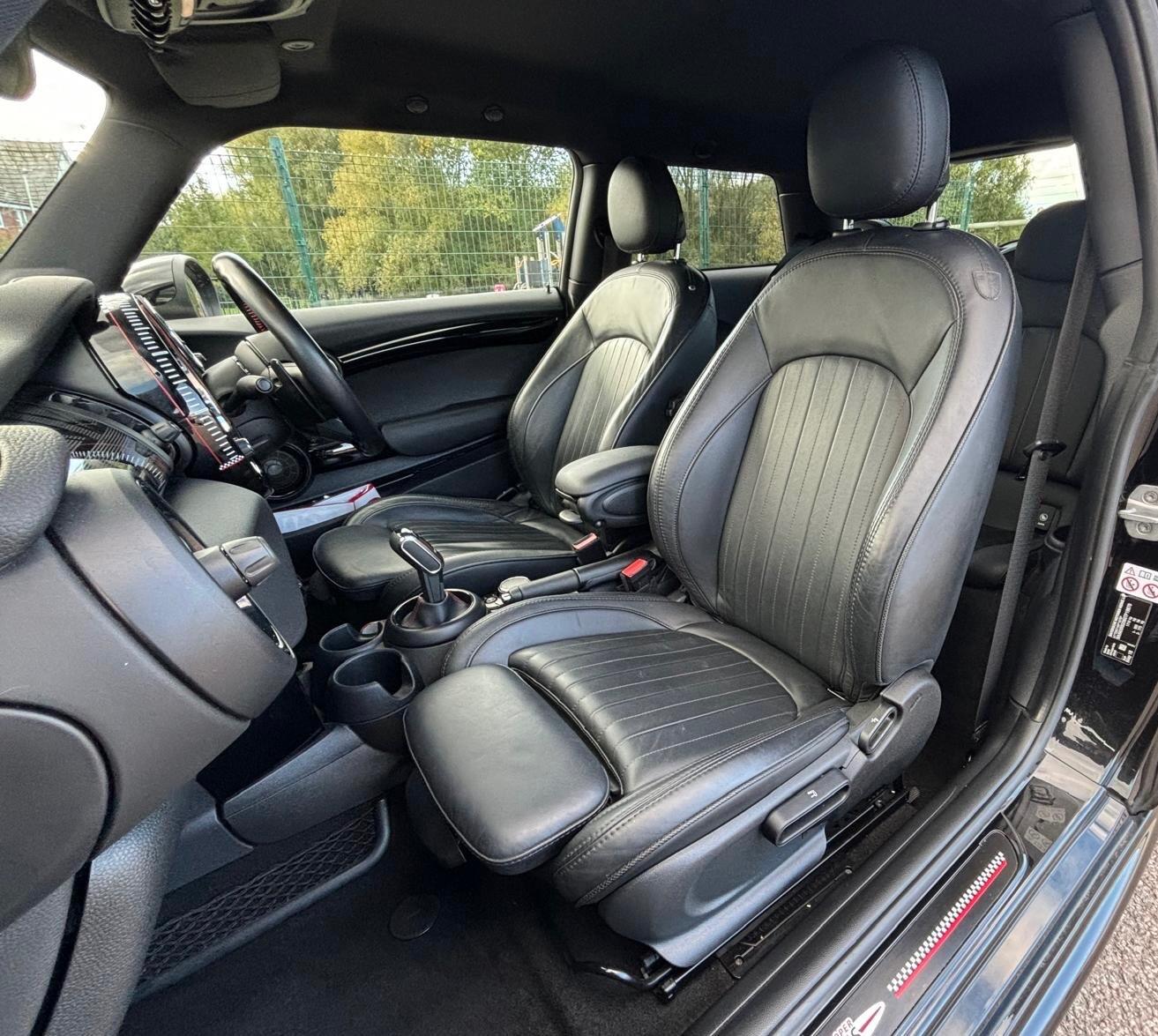 Used MINI Hatch 2018 for sale - 76989076: Photo 25