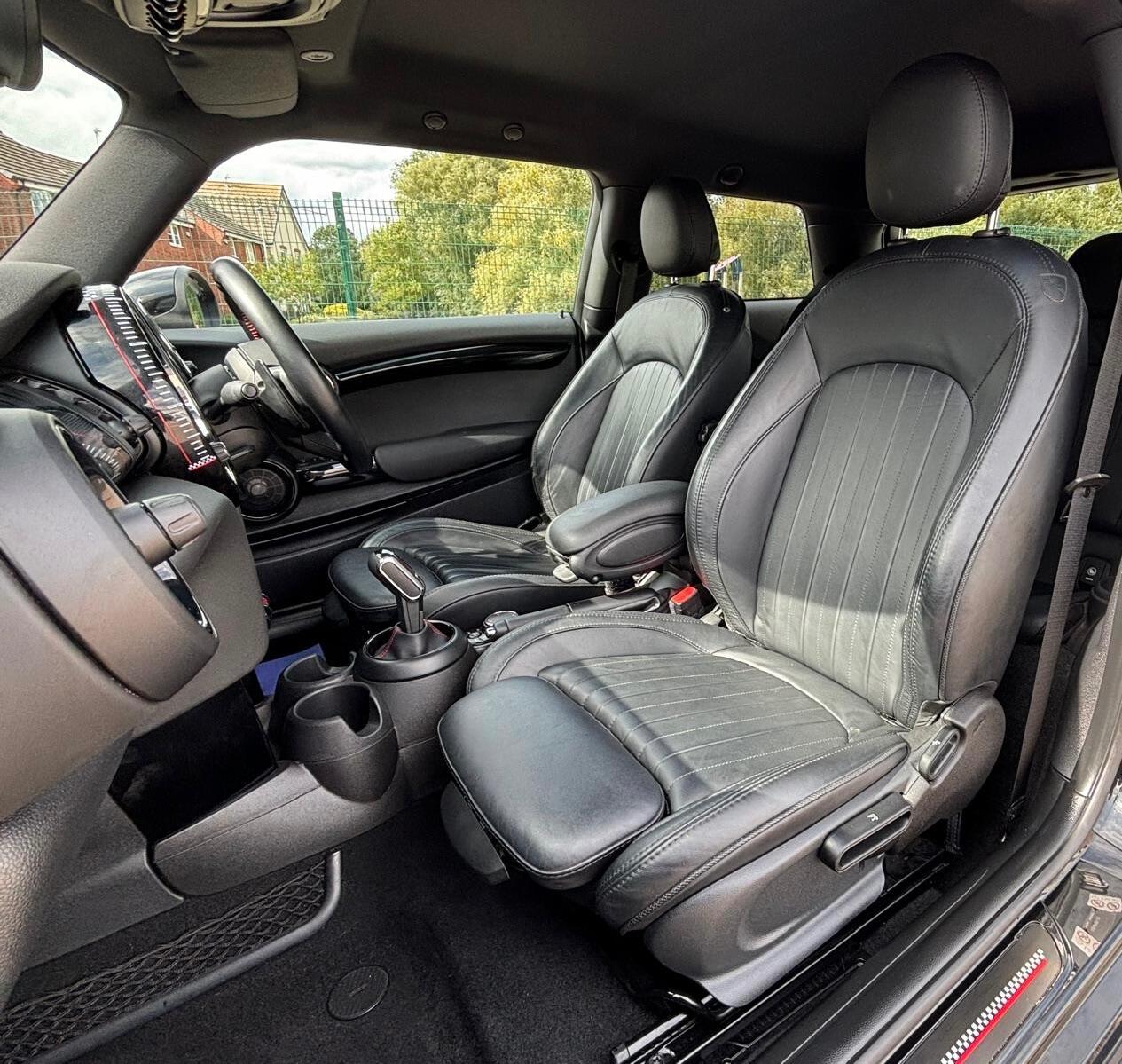 Used MINI Hatch 2018 for sale - 76989076: Photo 8