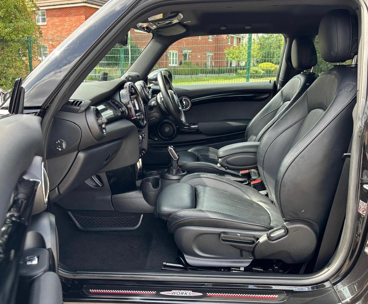 Used MINI Hatch 2018 for sale - 76989076: Photo 9