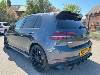 Used Volkswagen Golf 2017 for sale - 78527893: Photo