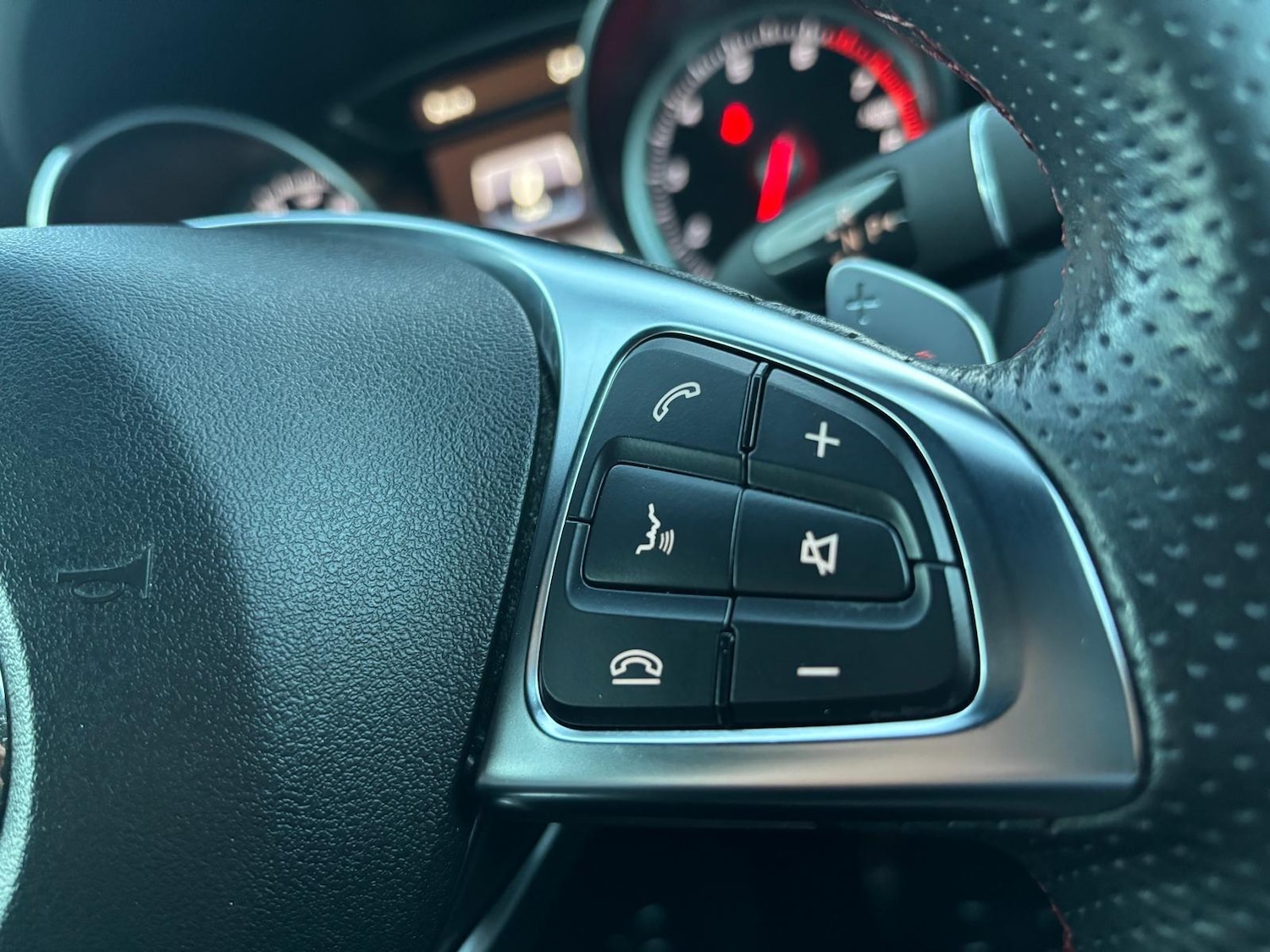 Used Mercedes-Benz GLA 2019 for sale - 76753194: Photo 10