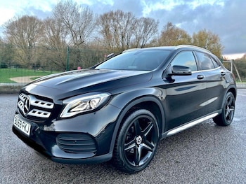 Mercedes-Benz - GLA