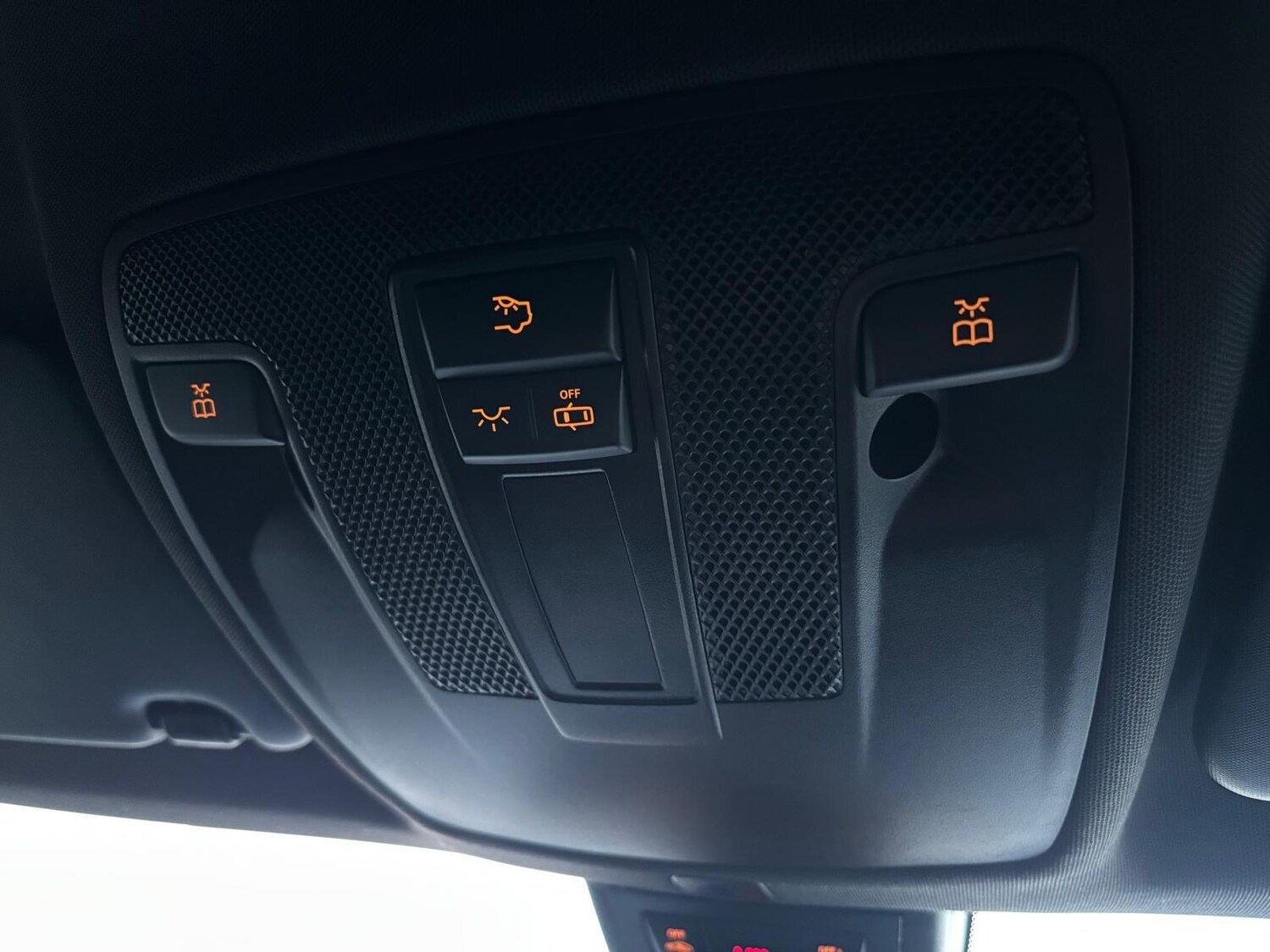 Used Mercedes-Benz GLA 2019 for sale - 76753194: Photo 36