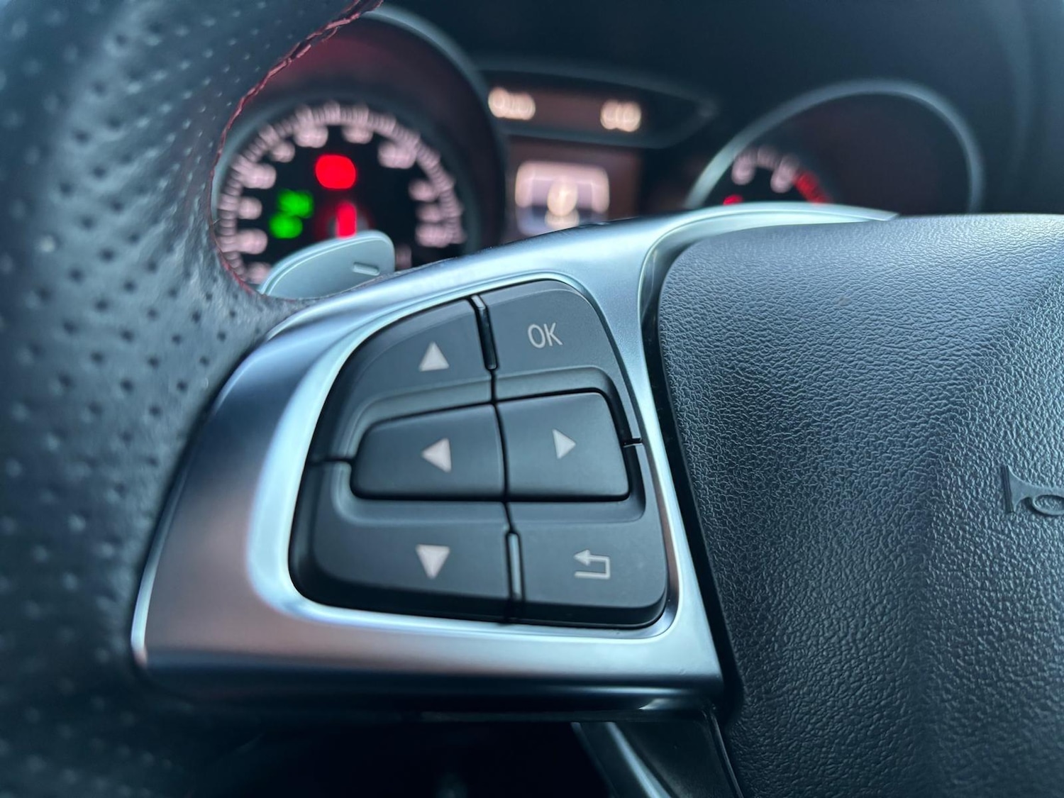 Used Mercedes-Benz GLA 2019 for sale - 76753194: Photo 8